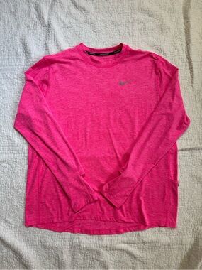 Nike Women’s Bright Pink Long-Sleeve Performance Crew, XL